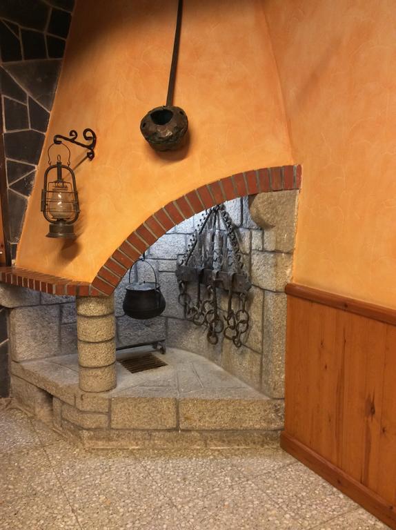 Hotel La Ribera Ribera de Cardós 외부 사진