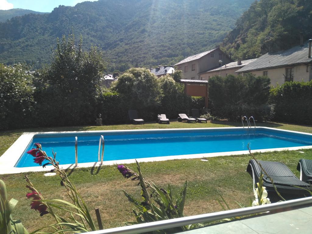 Hotel La Ribera Ribera de Cardós 외부 사진